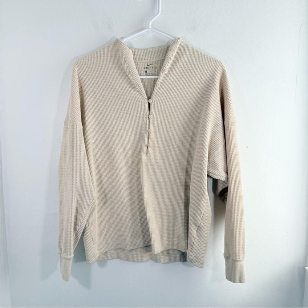 Nike Yoga Statement Clean Cover Up Cream Long Sleeve Waffle Knit Shirt Medium